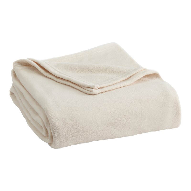 Белое флисовое одеяло