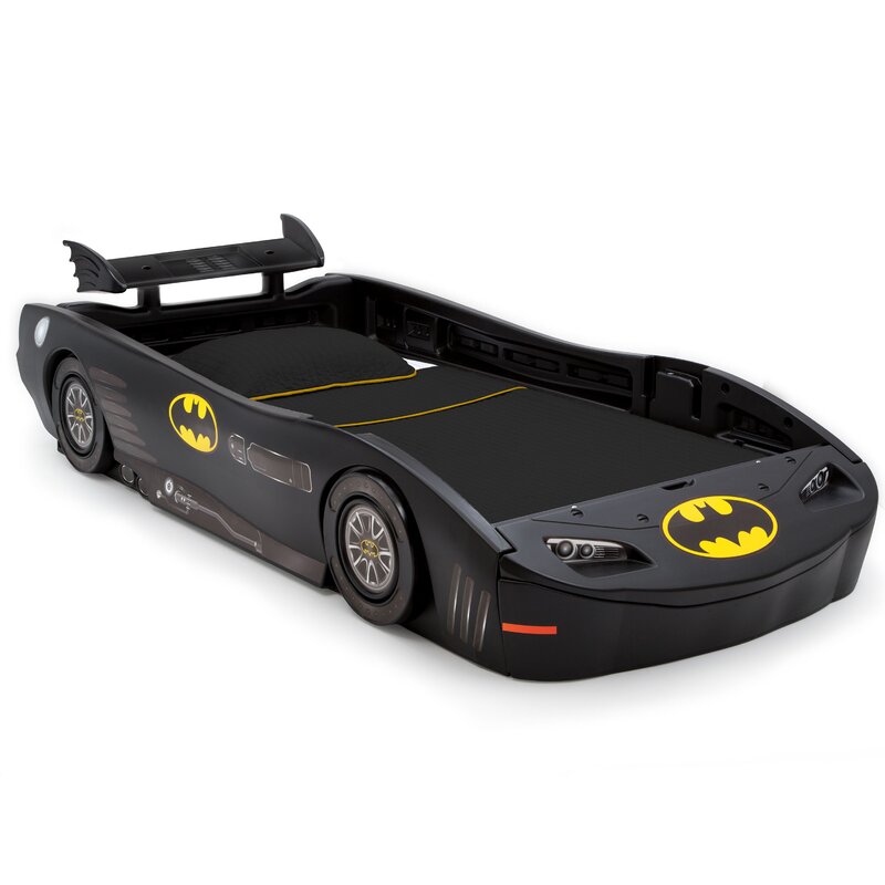 Кровать-машина "Бэтмен"